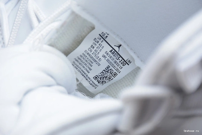 AR0715-100 Air WMNS 11 Jordan Metallic White Grey SilverVast 0715